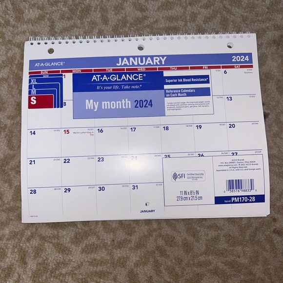2024 Wall and Desk Calendar - Picture 1 of 3